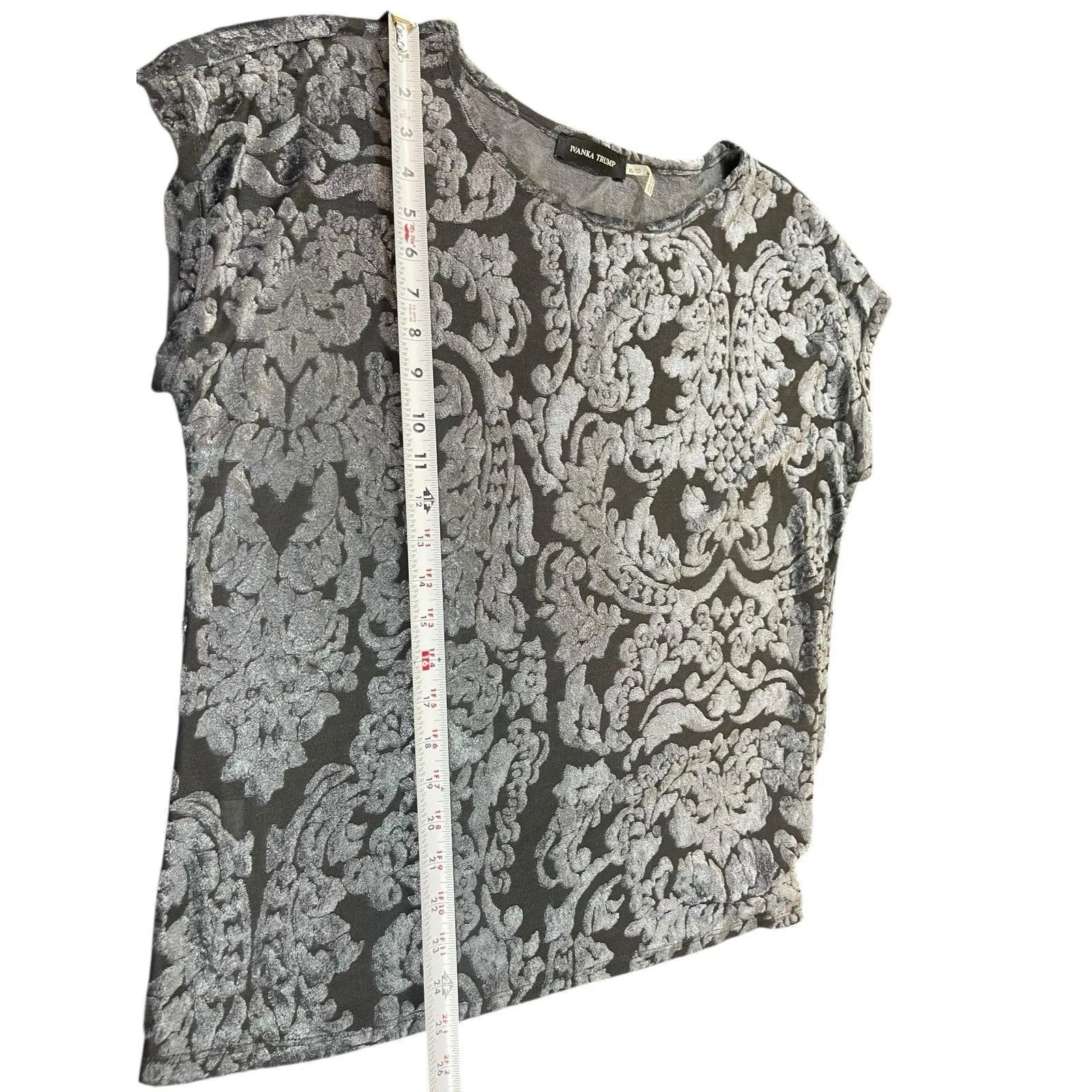 Ivanka Trump XL Gray Burnout Velvet Top Floral Damask Short Sleeve - Image 6