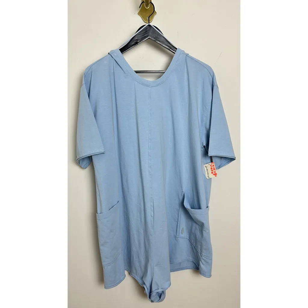 FREE PEOPLE Movement Hot Shot Printed Tee Romper in Steel Size Large NWT Blue - Image 4
