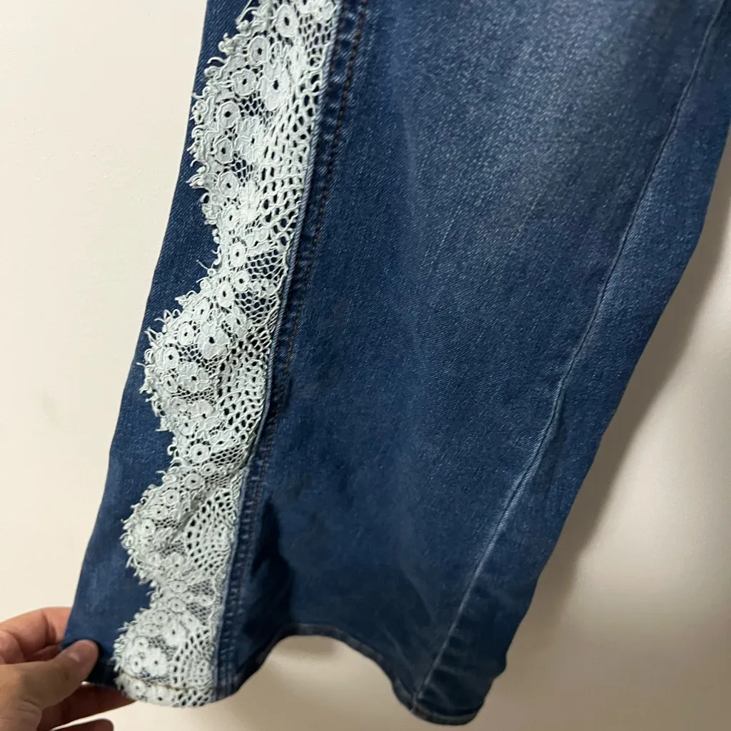 SHEIN Dark Blue Flare Jeans with White Lace - Image 2