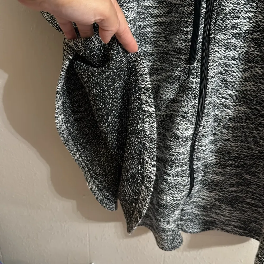 ANEE KLEIN 1xl hoodie poncho with zipper - Image 5