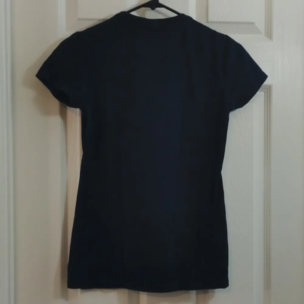 Disney Mickey Donald Duck Goofy Sunset Graphic Shirt Size M EUC #6126 - Image 5