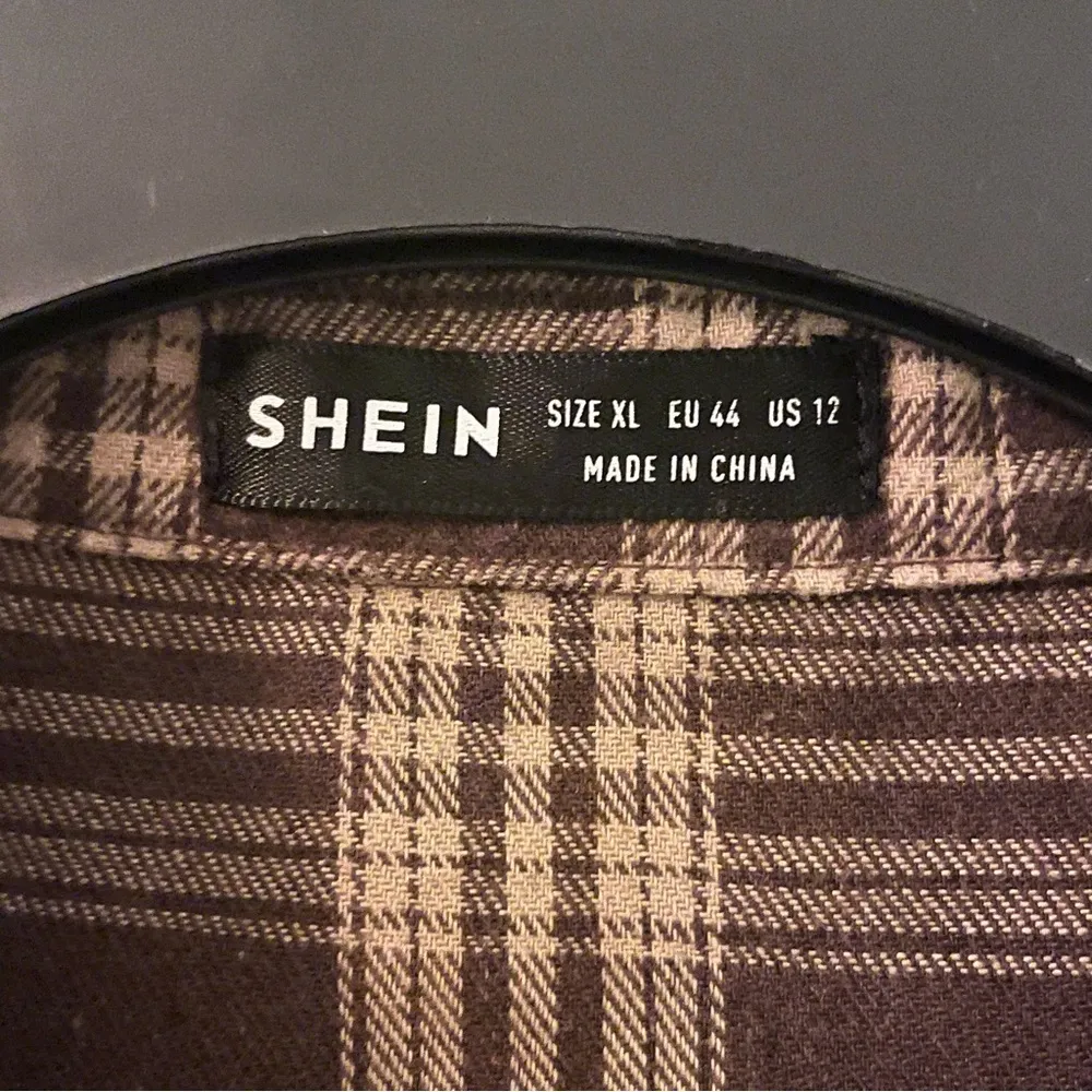 SHEIN Brown Plaid Flannel Button-down Tunic Shirt - Image 4