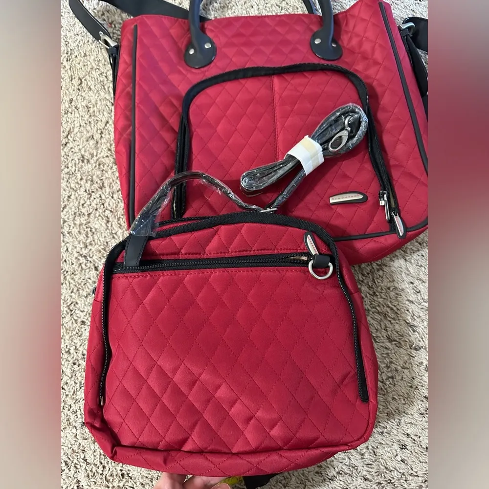 Travelon Quilted 2 in 1 Convertible Tote/Crossbody Bag - Image 11