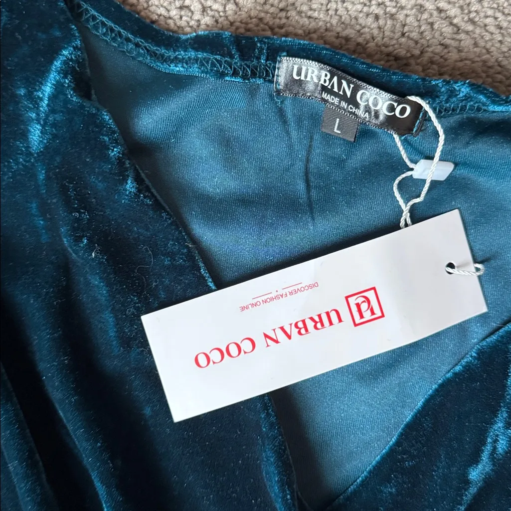 Urban Coco Dark Teal Velour Long Sleeve V-Neck Dress SIZE L - Image 4