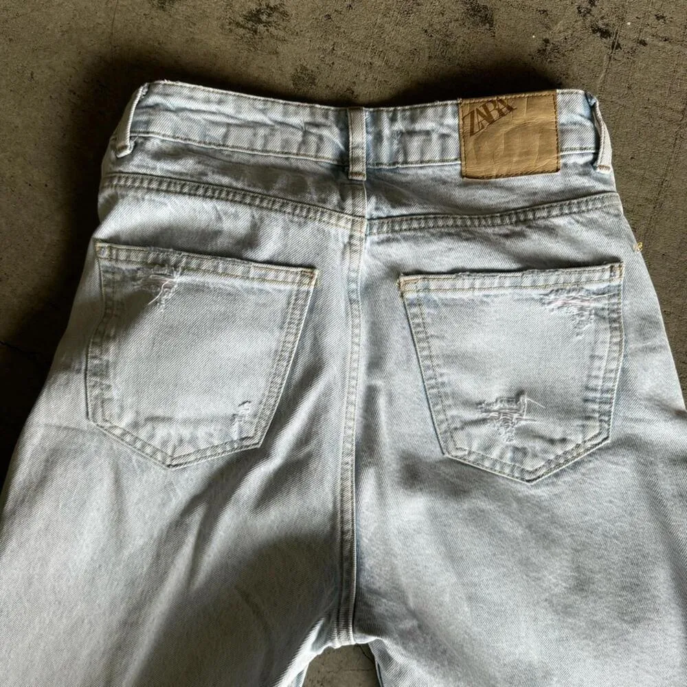 Zara women’s straight leg jeans, mid waist - Image 2