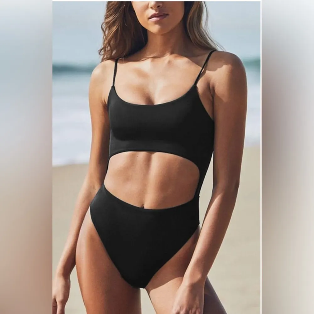 Black One Piece Swimsuit with Sleek Design - Image 3