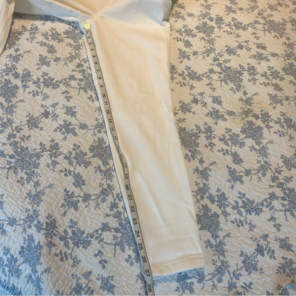 SPANX High-Rise Ankle White Skinny Pull On Jeans with Tummy Control Size Large - Image 8