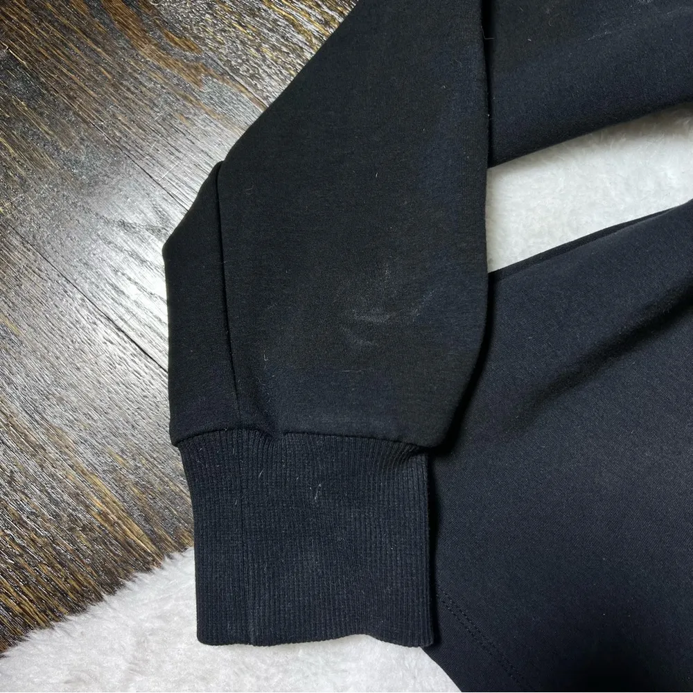 Hunter for Target Black Embossed Logo Crewneck Sweatshirt - Image 9