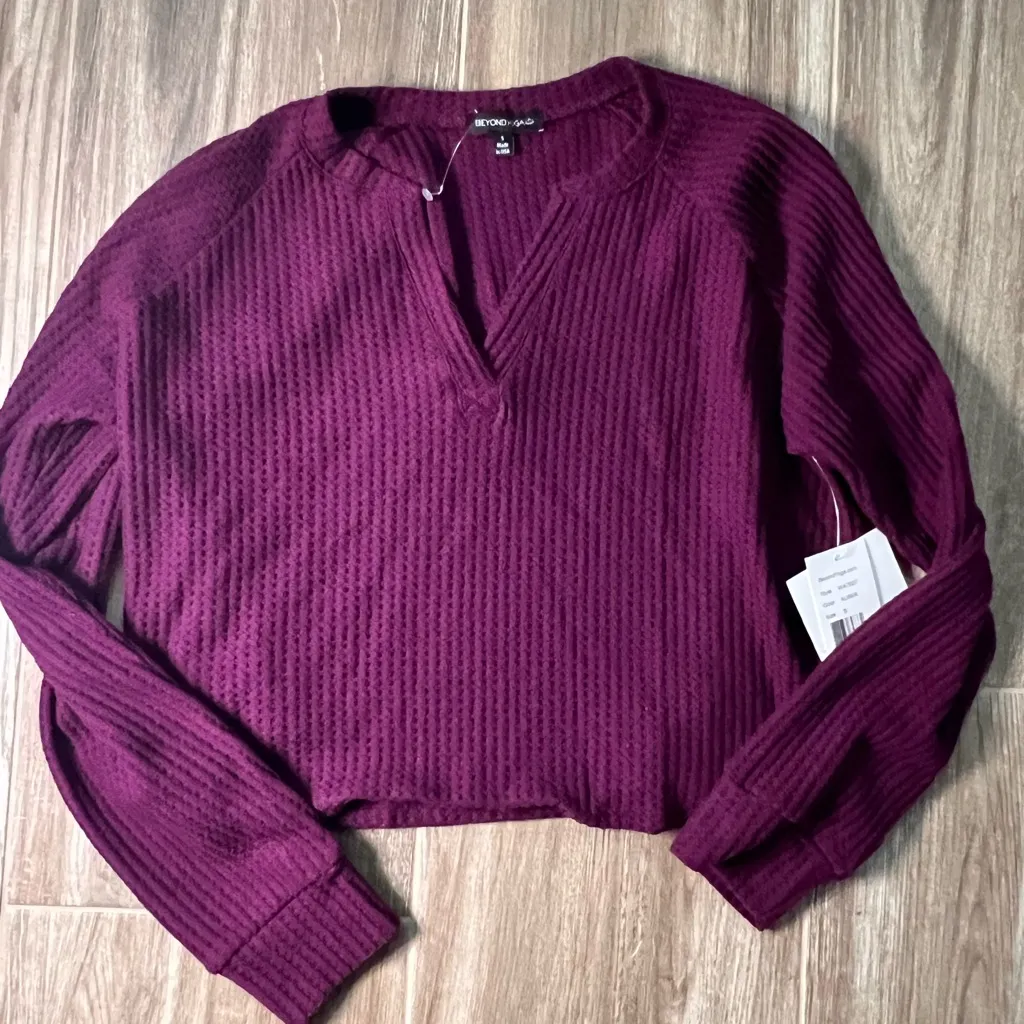 Beyond Yoga Free Style Auber  Womens Pullover S $79 - Image 2