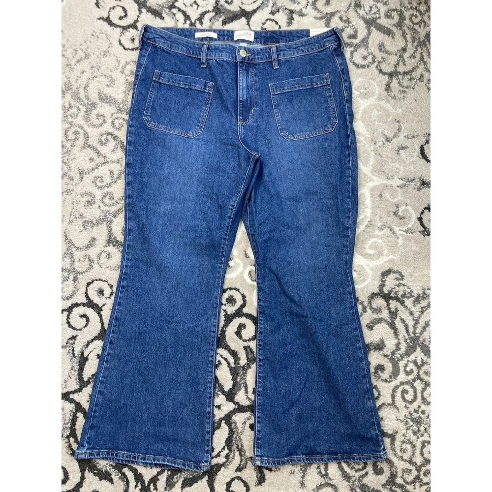 New Universal Thread High Rise Flare Jeans Womens 17 Short Med Wash Vtg Stretch - Image 3