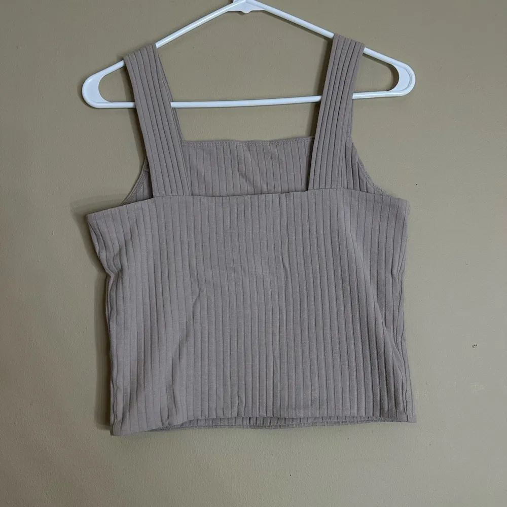 So size large crop top light purple color - Image 2