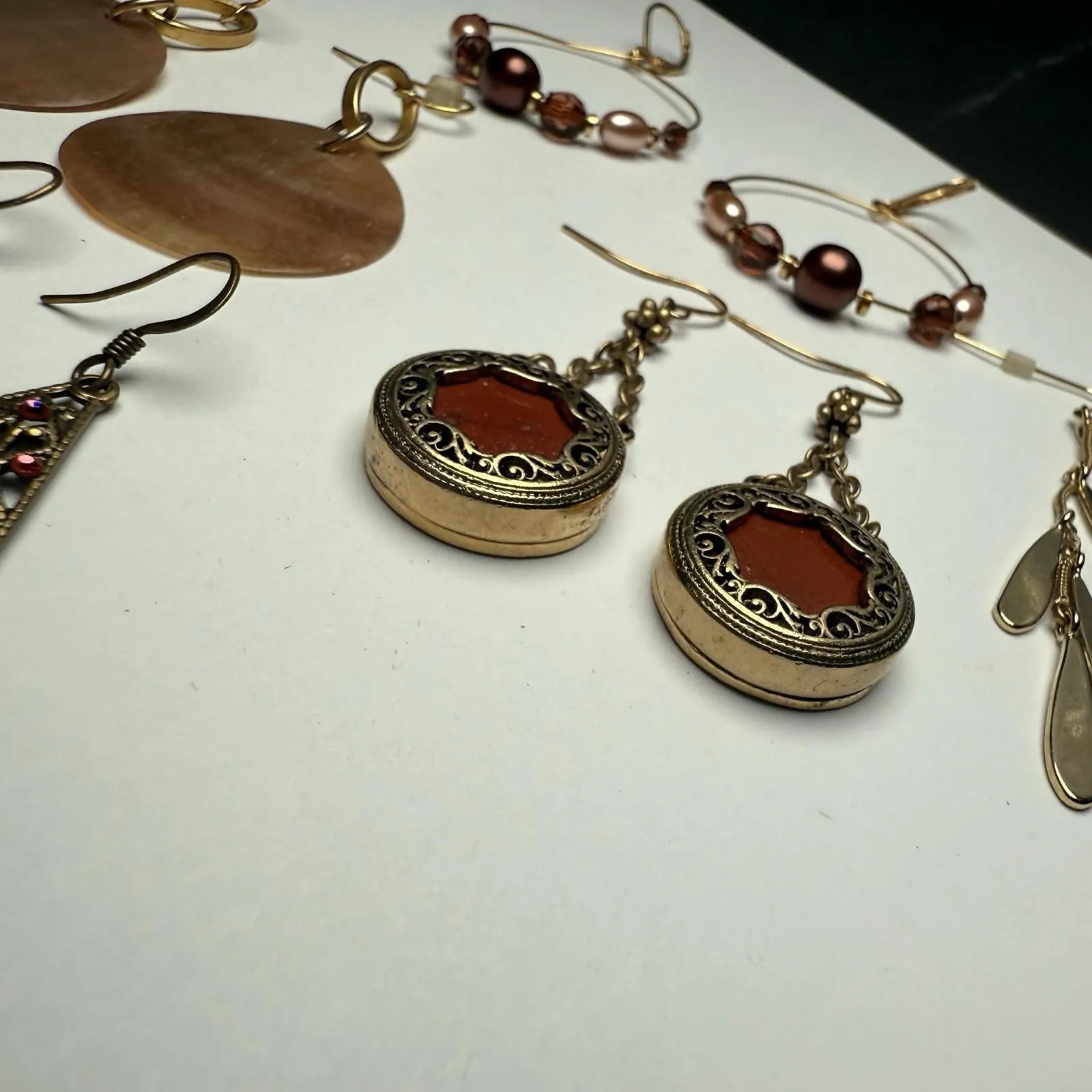 Dangle Drop Pierced Earrings Lot Of 4 Gold Tone n Beaded Bead, Shell, Metal Etc - Image 9