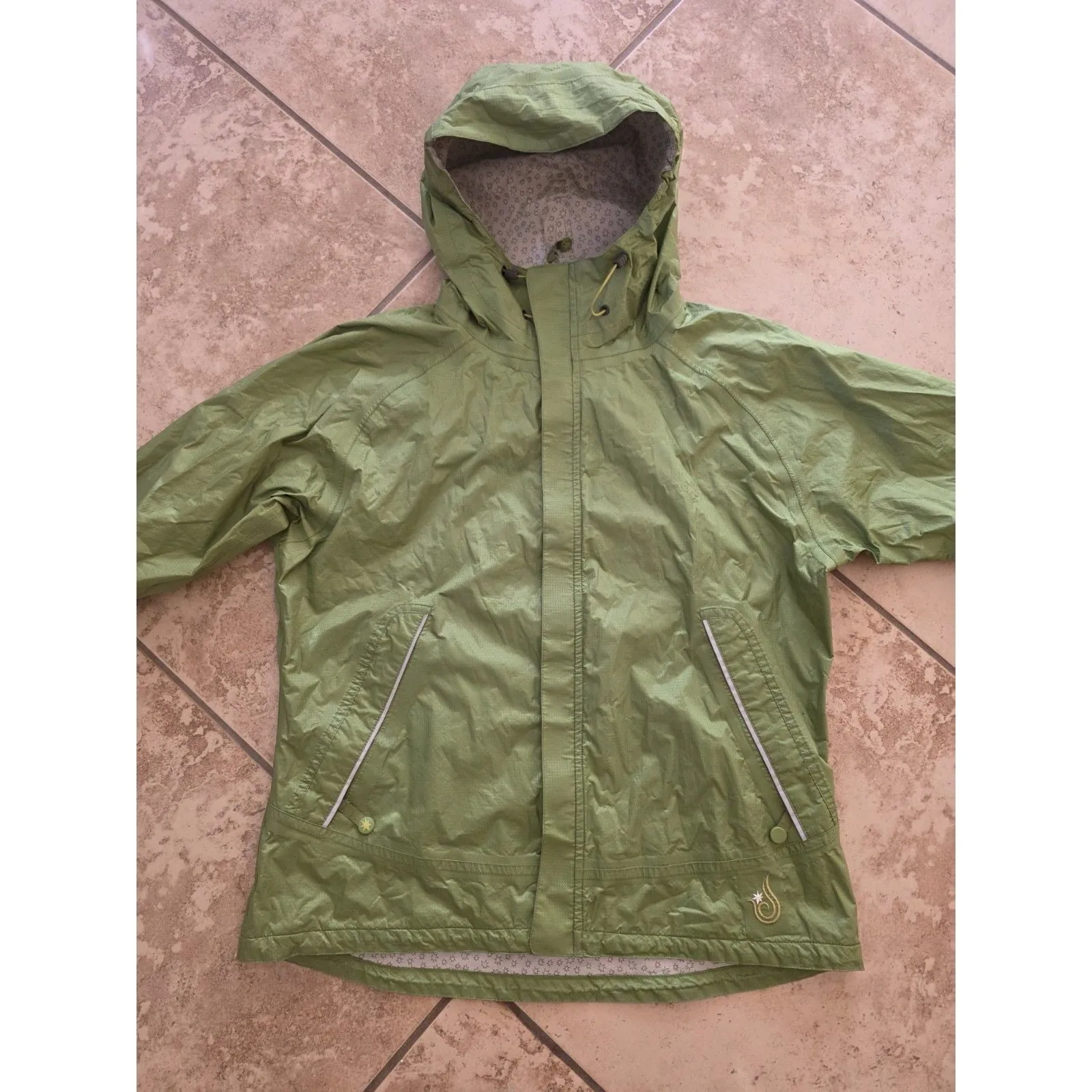 ISIS Waterproof Women’s Jacket Medium Green Hooded Pockets Zip Shell FLAW - Image 2
