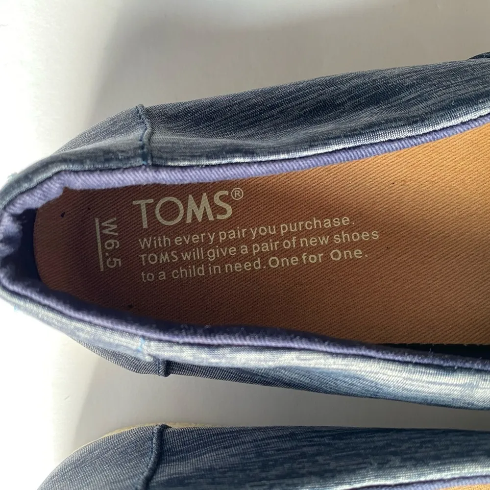 Toms Canvas Slip on Sz 6.5 Blue Shoes - Image 3