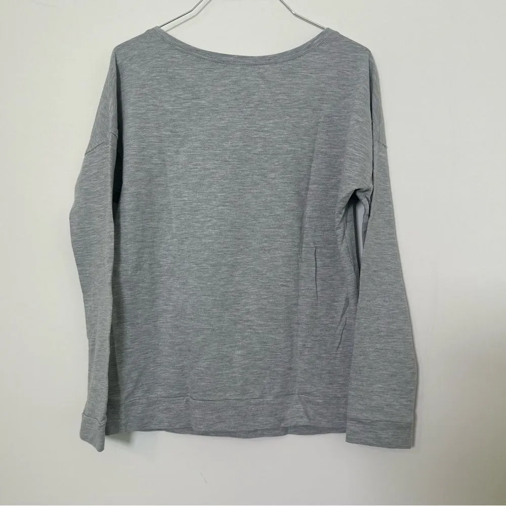 Disney Parks Paris Epcot World Showcase Mickey Minnie Mouse Gray Top Sz Large - Image 7