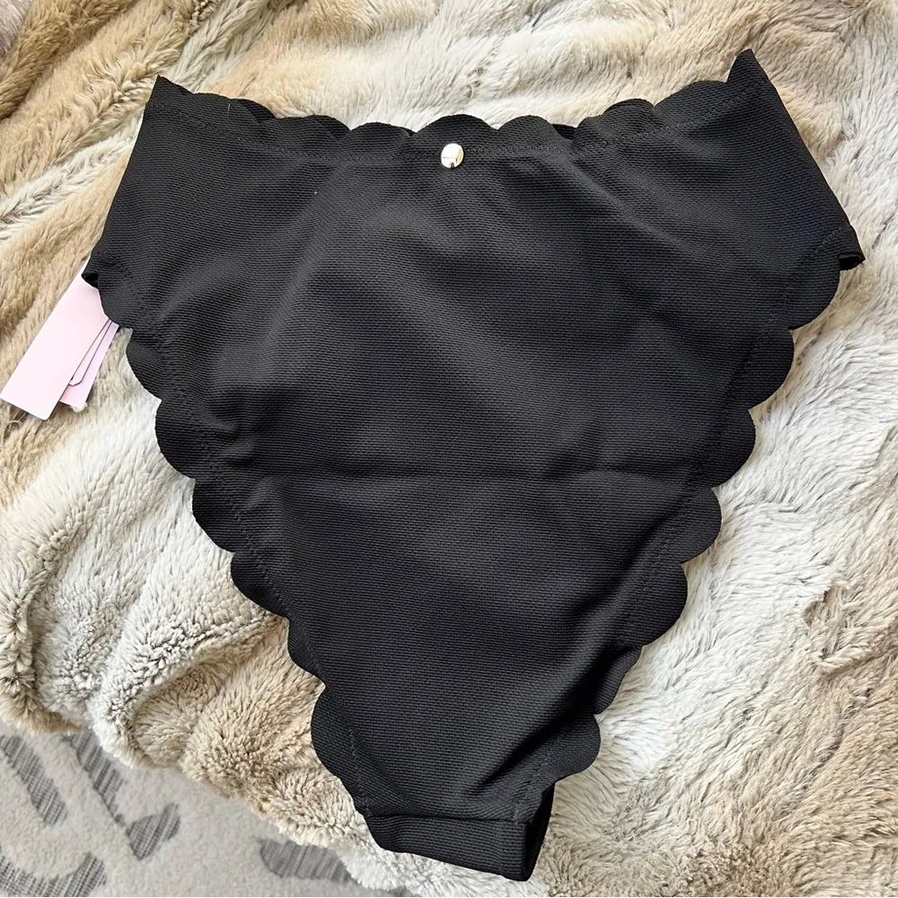 Victoria’s Secret Black Scallop Trim 2 Piece Swim Suit Size XSmall NWT - Image 4