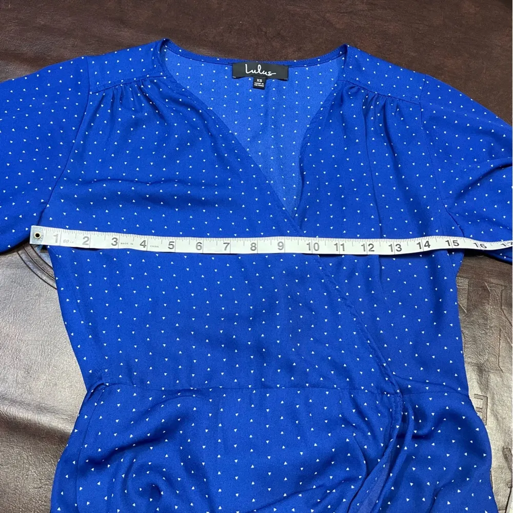 Lulus Farah Royal Blue Print Midi Wrap‎ Dress Womens XS Spring Wedding Elegant - Image 13