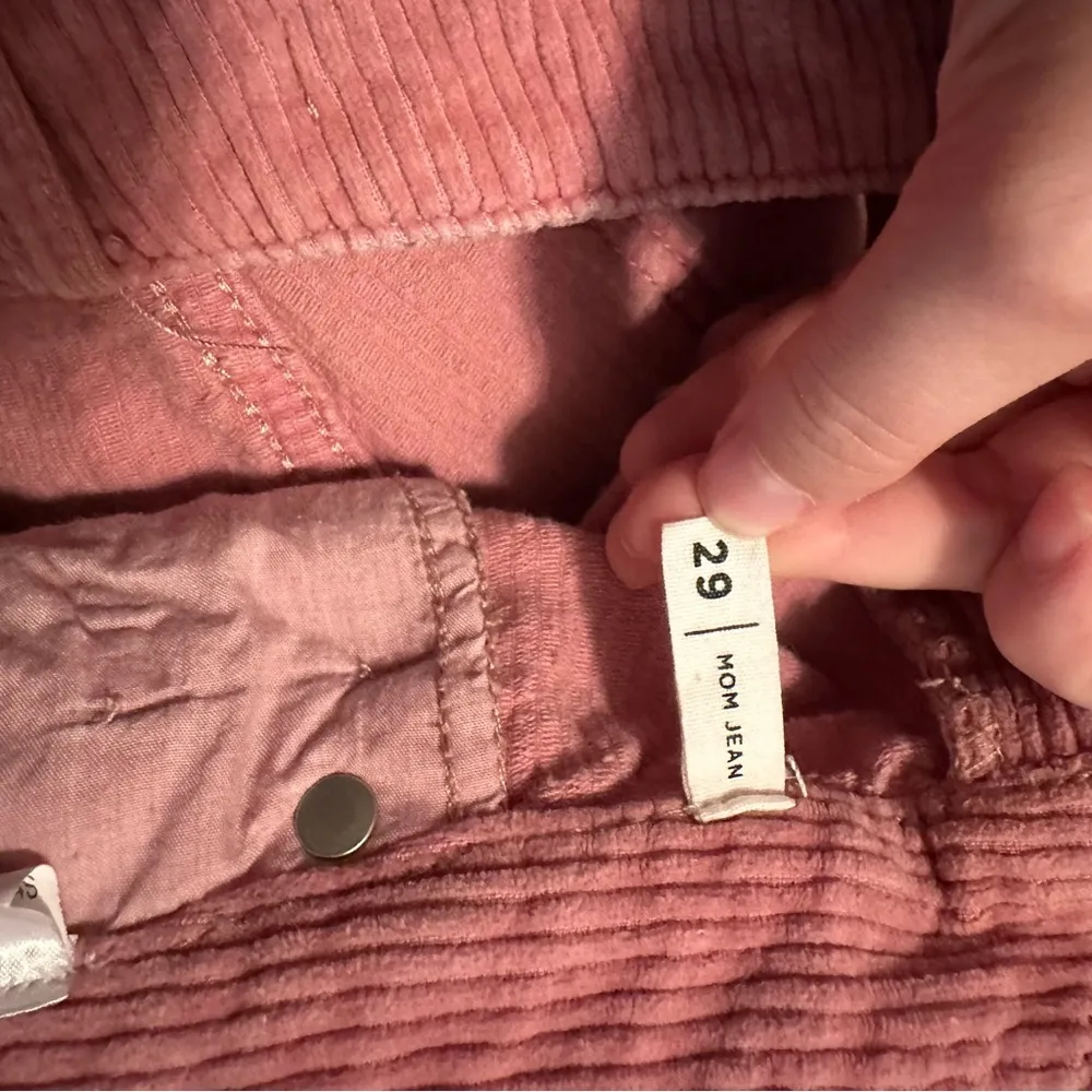 Women's High Rise Pink Hibiscus Corduroy Retro Mom Jeans Pants Size 29 - Image 3