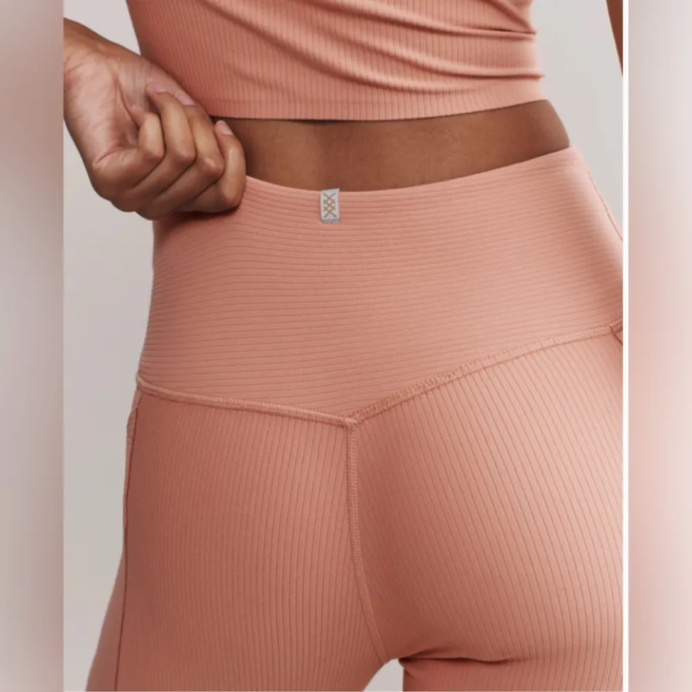 Rhône Ripple 7/8 Pocket Legging, Cameo Pink, Size XS Pink - Image 4