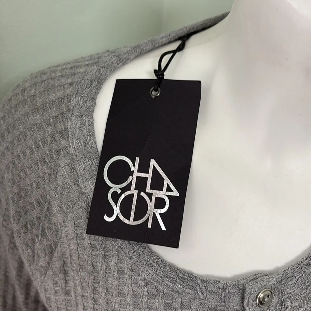 Chaser Drawstring Gray Henley Size medium NEW - Image 9