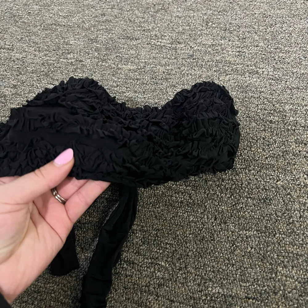 BCBGMAXAZRIA Swim Black Ruched Tie Back Bikini Top Size Medium - Image 2