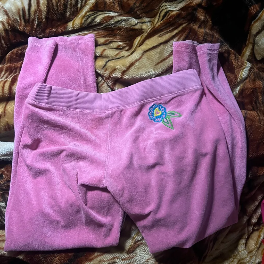 Juicy couture MD velvet bell shaped sweat pants low rise - Image 2