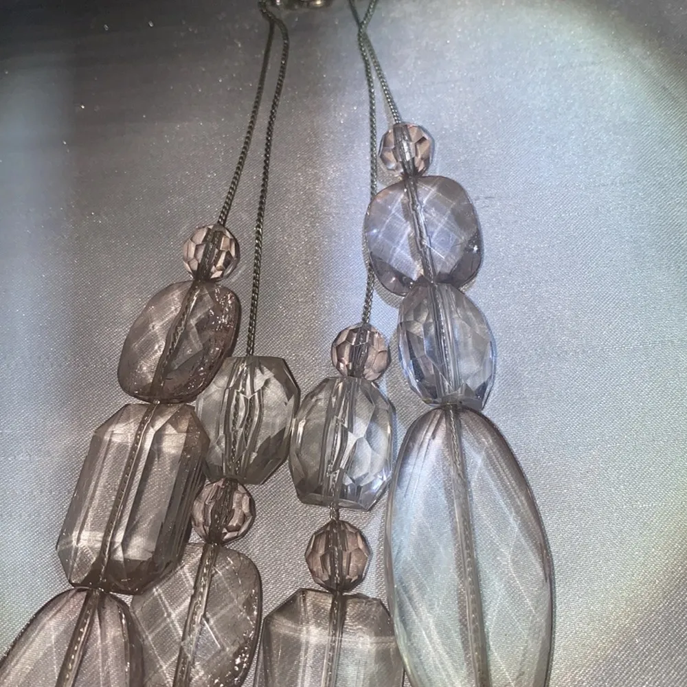 SILVER PLATED BRIOLETTE CUT LUCITE STATEMENT CHUNKY NECKLACE 22" - Image 9