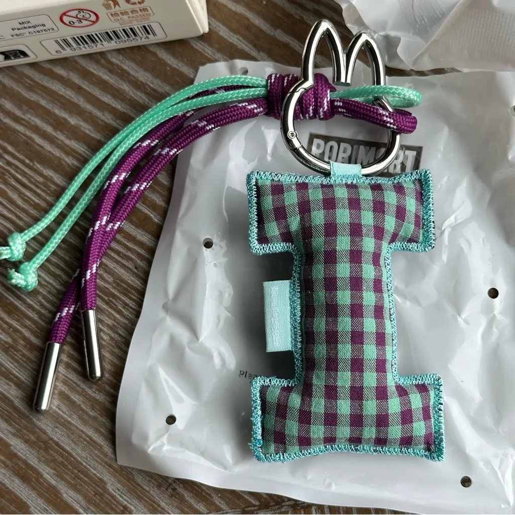 Pop Mart Pin For Love The Monsters Confirmed Letter I Pendant Green - Image 5