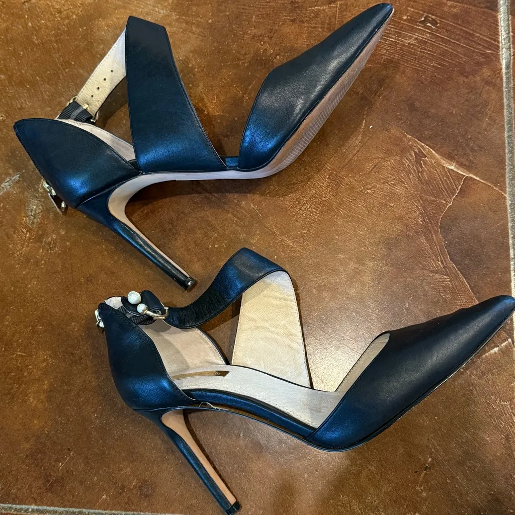 Jennox Pump Louise et Cie Chic Nordstrom Black Stiletto Heels - Image 3