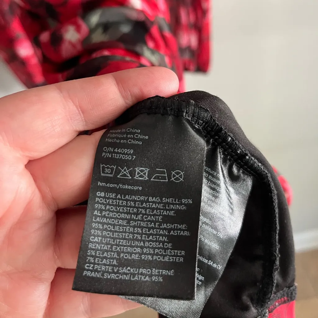 H&M ruched bodycon floral bubble sleeve mini dress cocktail party formal - Image 5