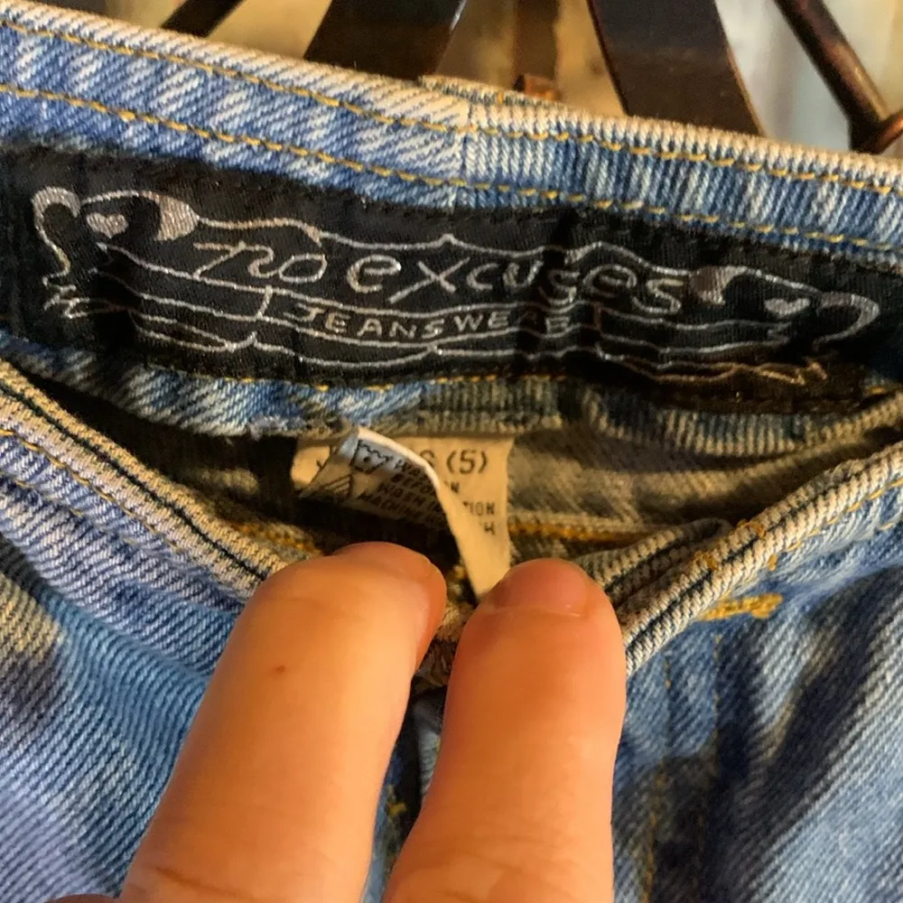 Vintage 90’s Y2K No Excuses Grommet Jeans Size 5 - Image 3