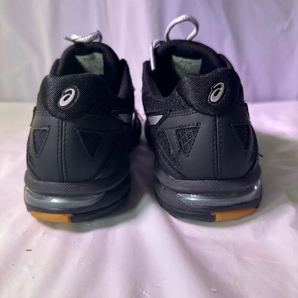 ASICS Black and Silver Sneakers with Gum Sole - Image 8