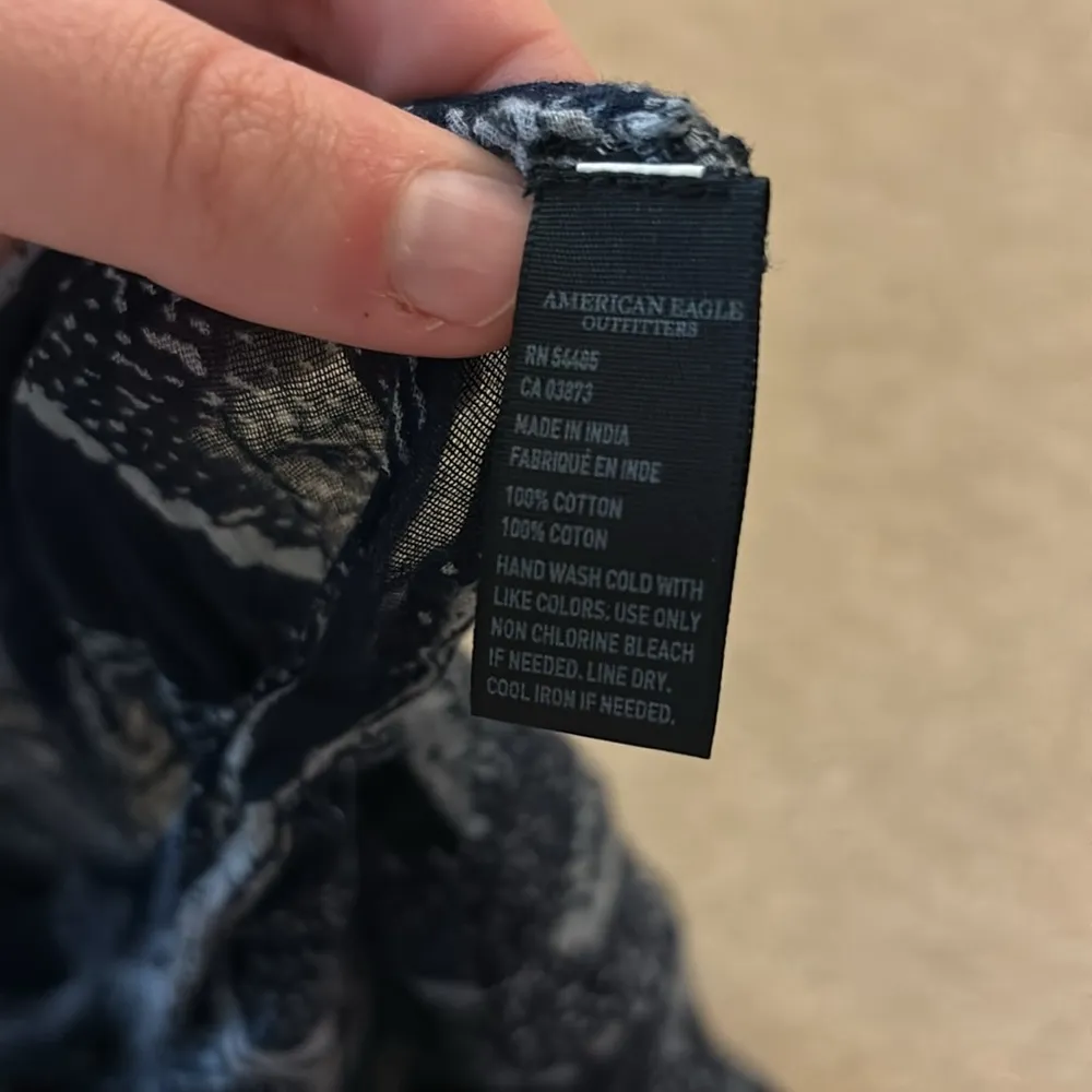 American Eagle Infinity Scarf - Image 5