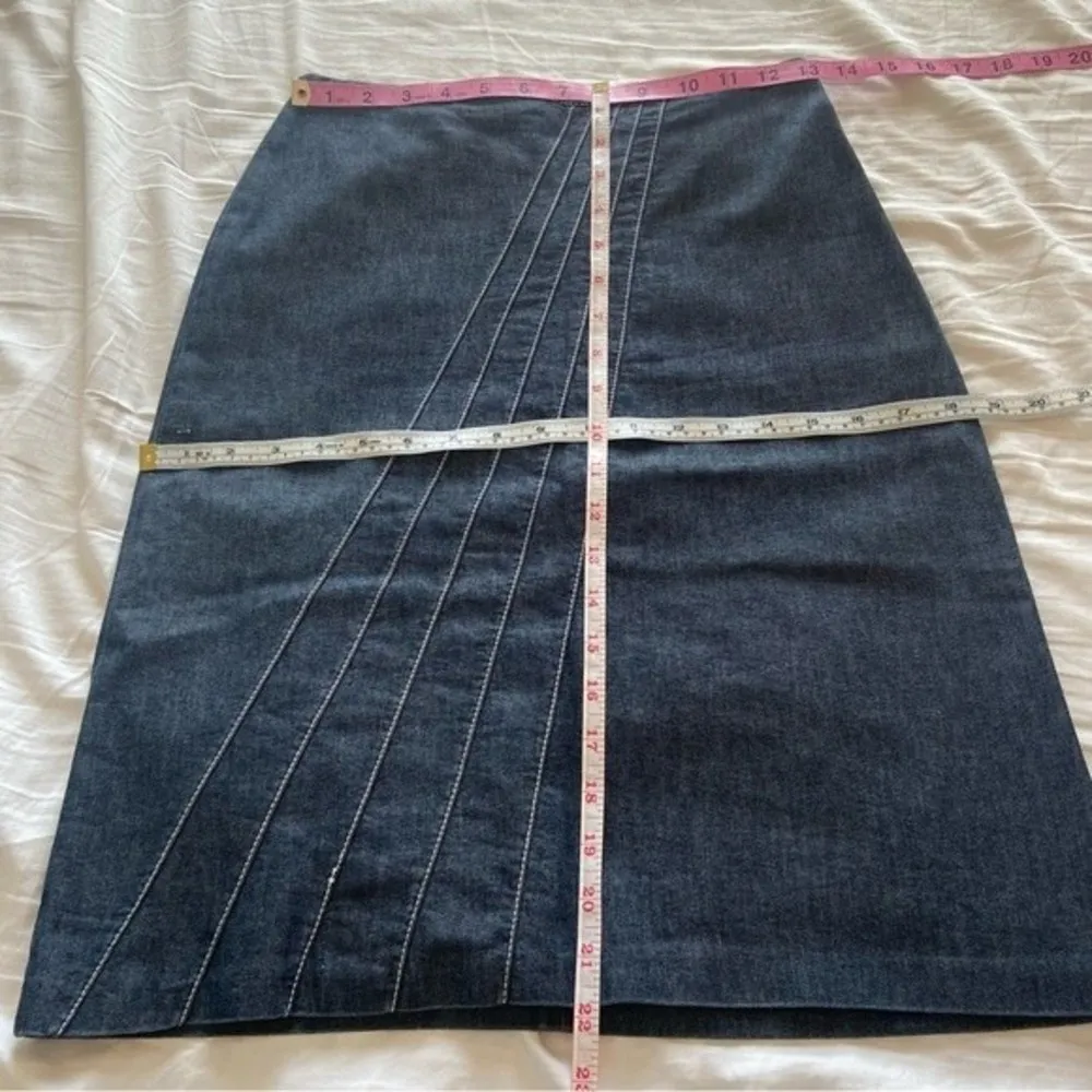 Anthropologie Dark Wash Blue Jean Denim Skirt with Stripe Embroidery Sz XS - Image 6