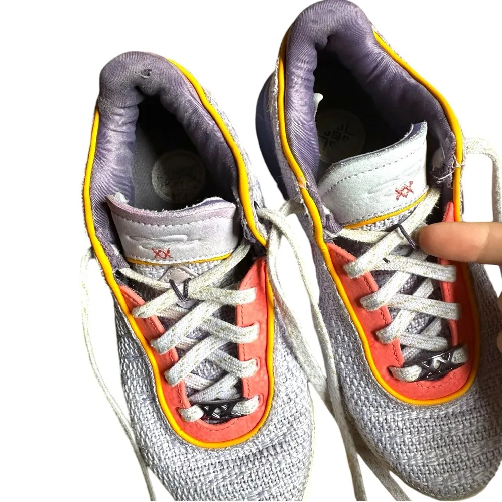 Nike LeBron XX 20 Purple Violet Frost Metallic Gold Mens Size US 5 Womens 6.5 - Image 10