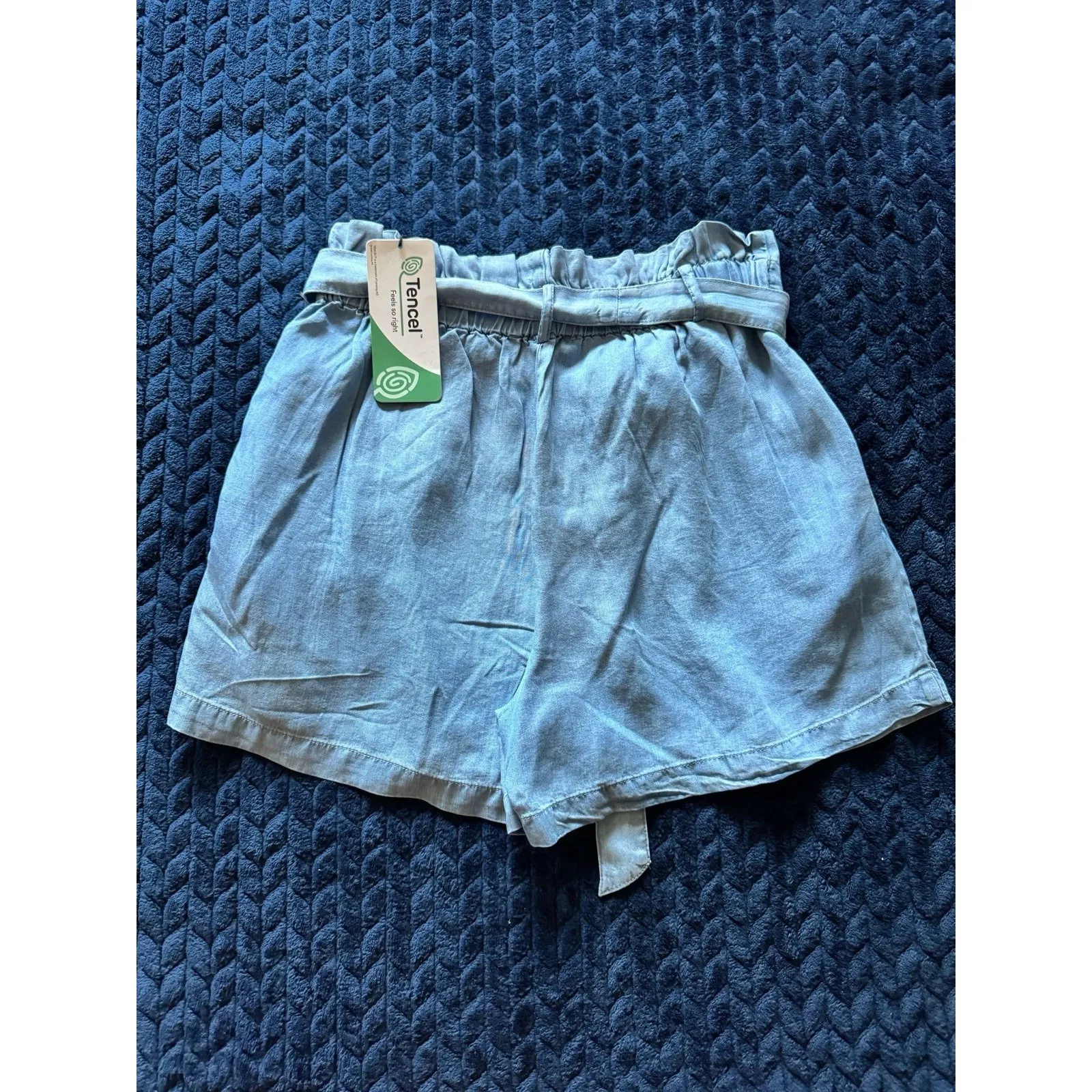 Love Tree Shorts Womens Blue Tencel Pockets Tie Belt Smocked Waist Sz Small‎ NWT - Image 5