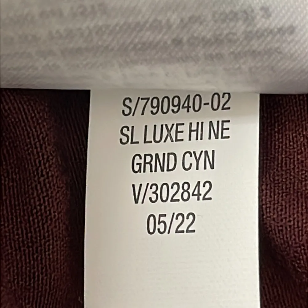 Old Navy Burgundy Lux Tank Top - Image 7
