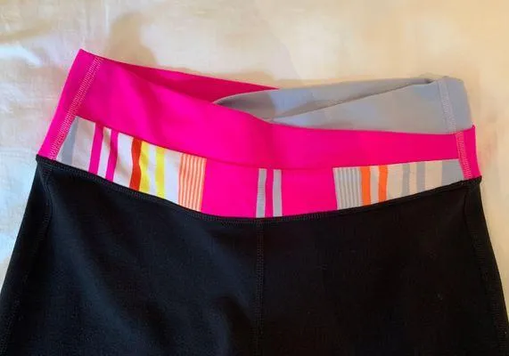 Lululemon Yoga Pants - Image 4