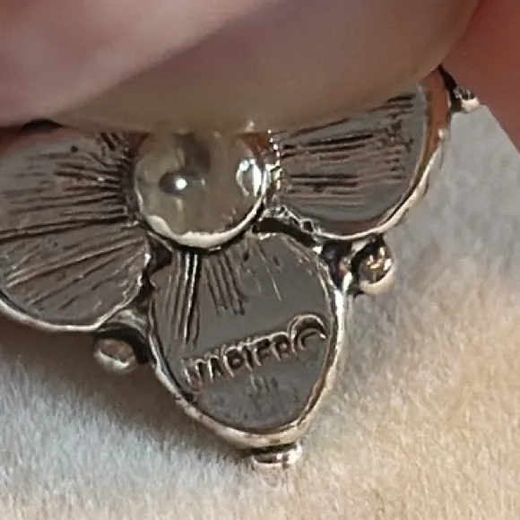 Vintage Napier Square Pierced Stud Earrings Elegant Rope Silver Tone - Image 5