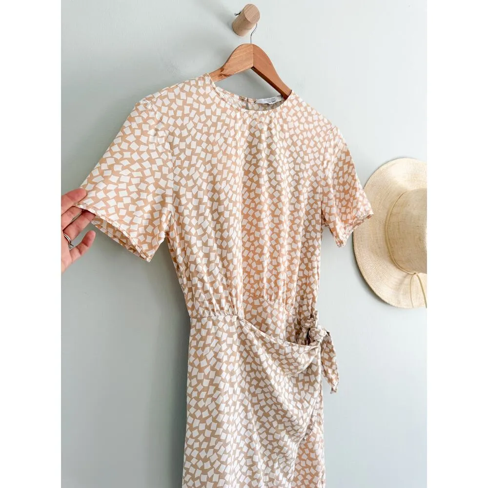 & Other Stories | Tan and White Knot Detail Faux Wrap Mini Dress | Sz 4 - Image 3