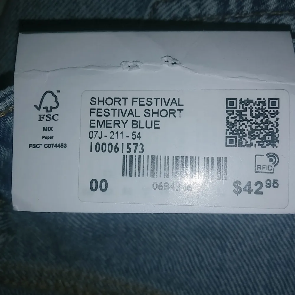 Garage Denim 23-24 00 Festival High Rise Distressed Light Wash Jeans Shorts - Image 2