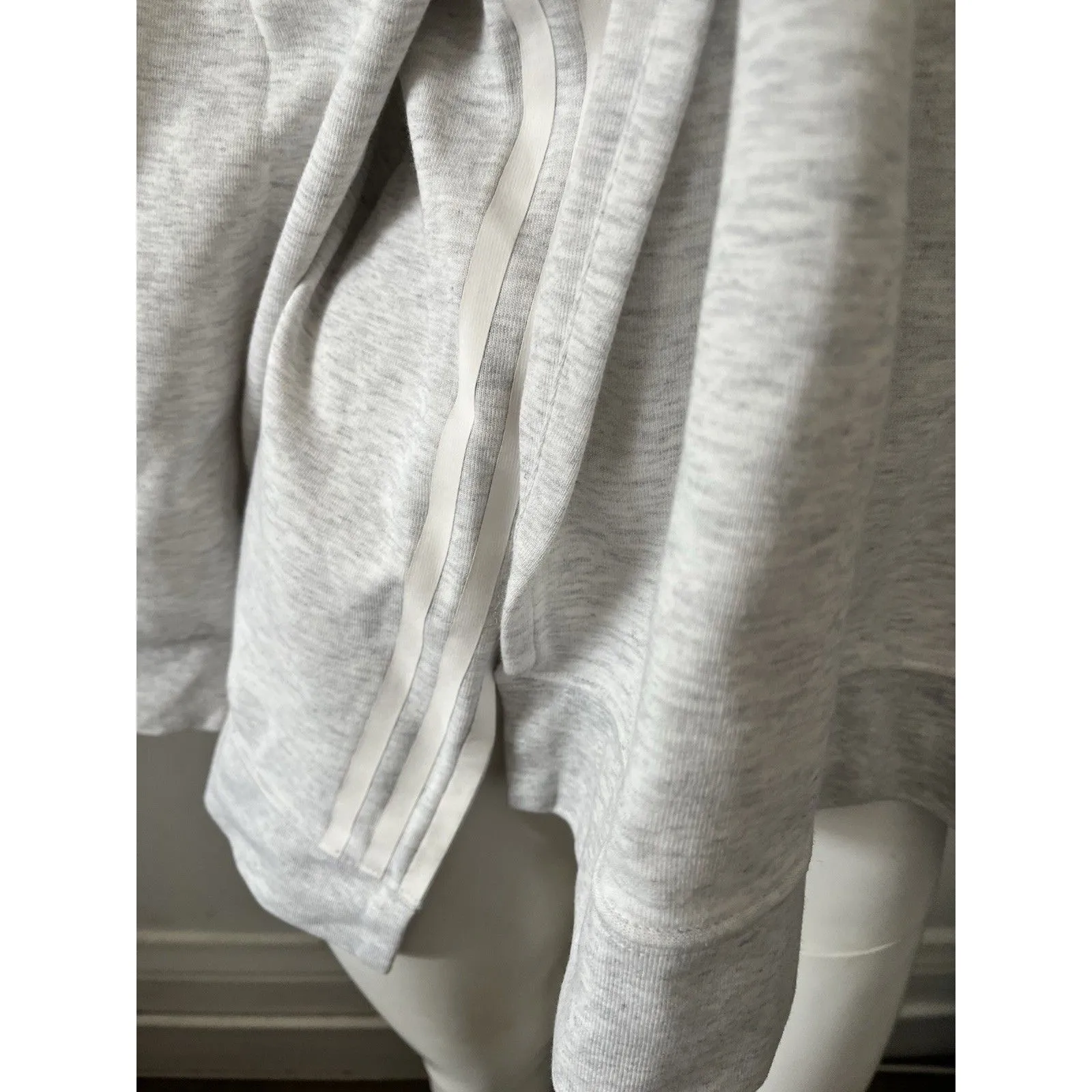 Adidas  Womens Medium Grey Wanderlust Second Layer Drop Shoulder Sweatshirt - Image 3