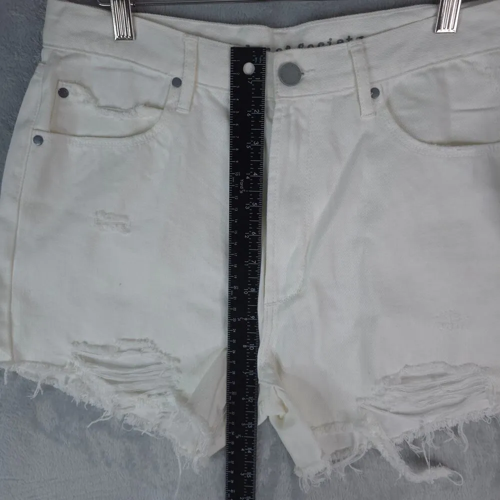 Articles of Society Shorts Womens 29 White Cotton Distressed Cut Off 4" Inseam - Image 8