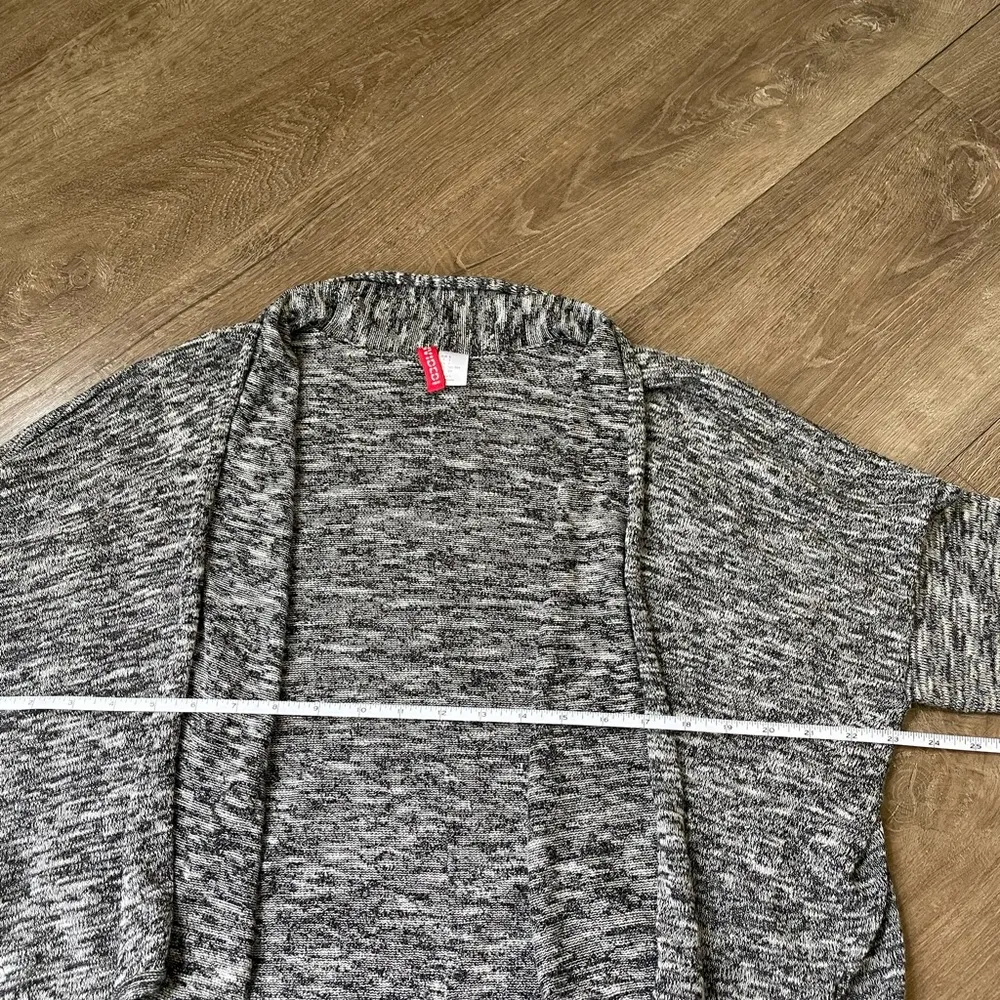 H&M Divided Black White Marled 1/2 Sleeve Open Front Cardigan Shrug ~ Size S - Image 10