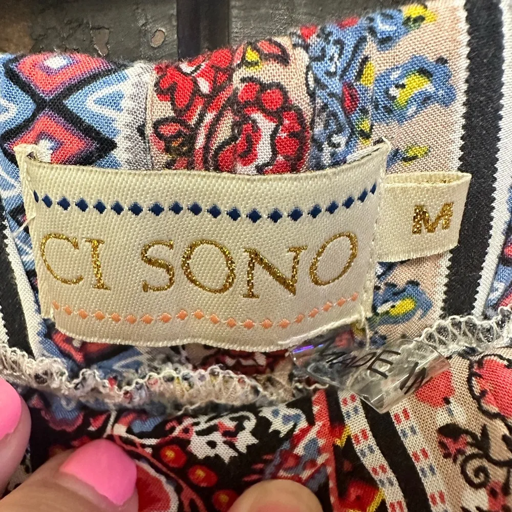 multi print embroidered lace hem pull on shorts - Image 3