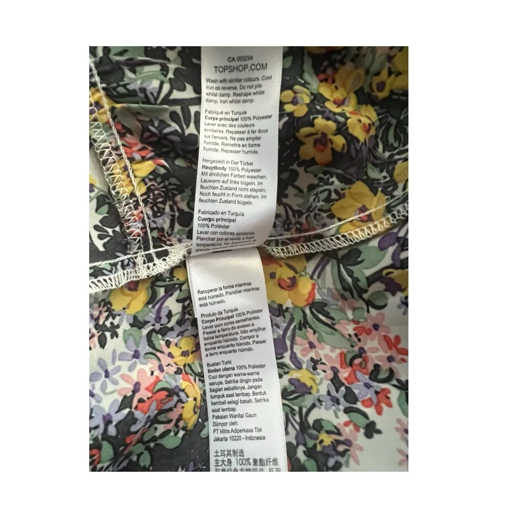 Topshop Floral open Back Maxi Dress. Size 10. - Image 10