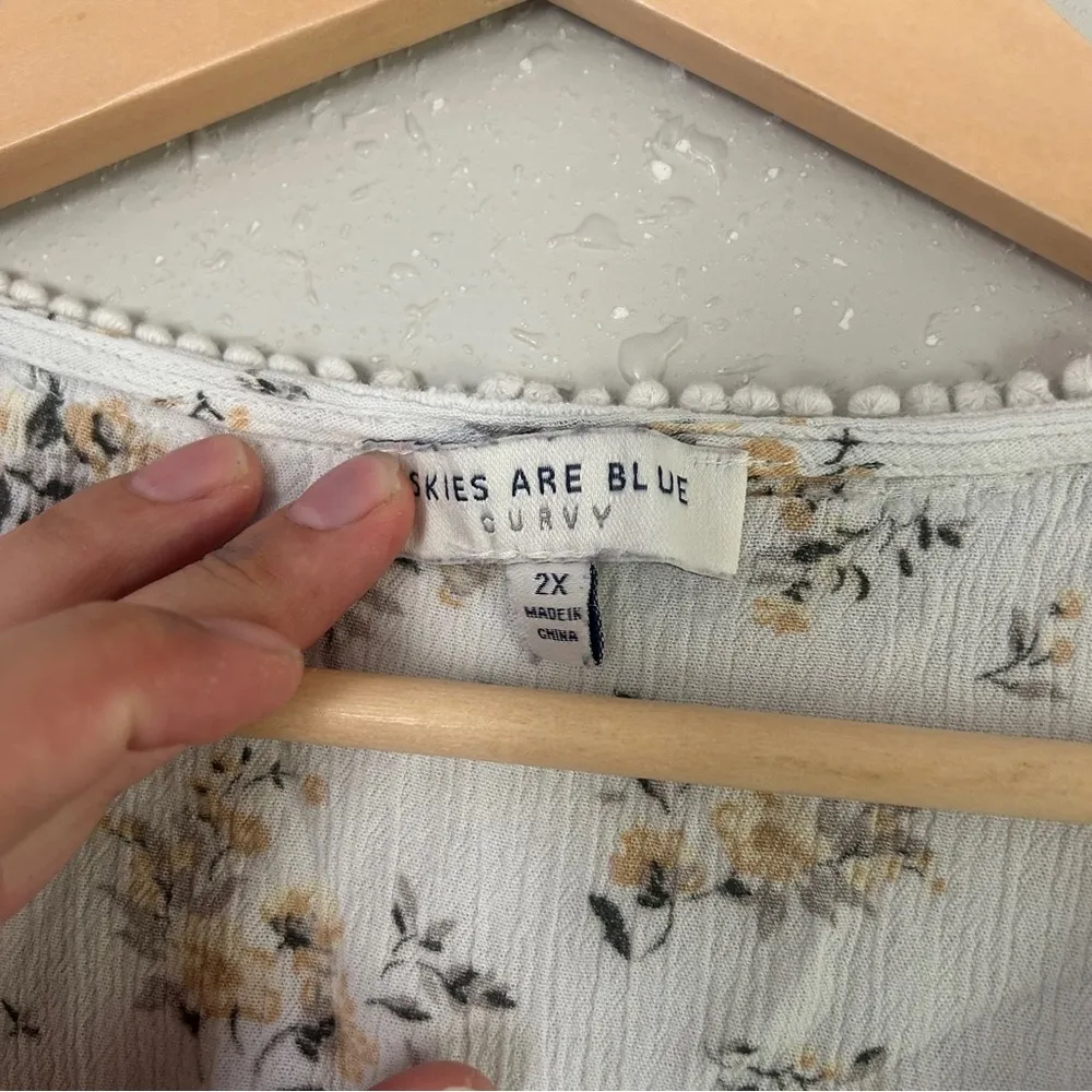 Skies Are Blue Floral Sleeveless Blouse - White and Yellow - Image 2