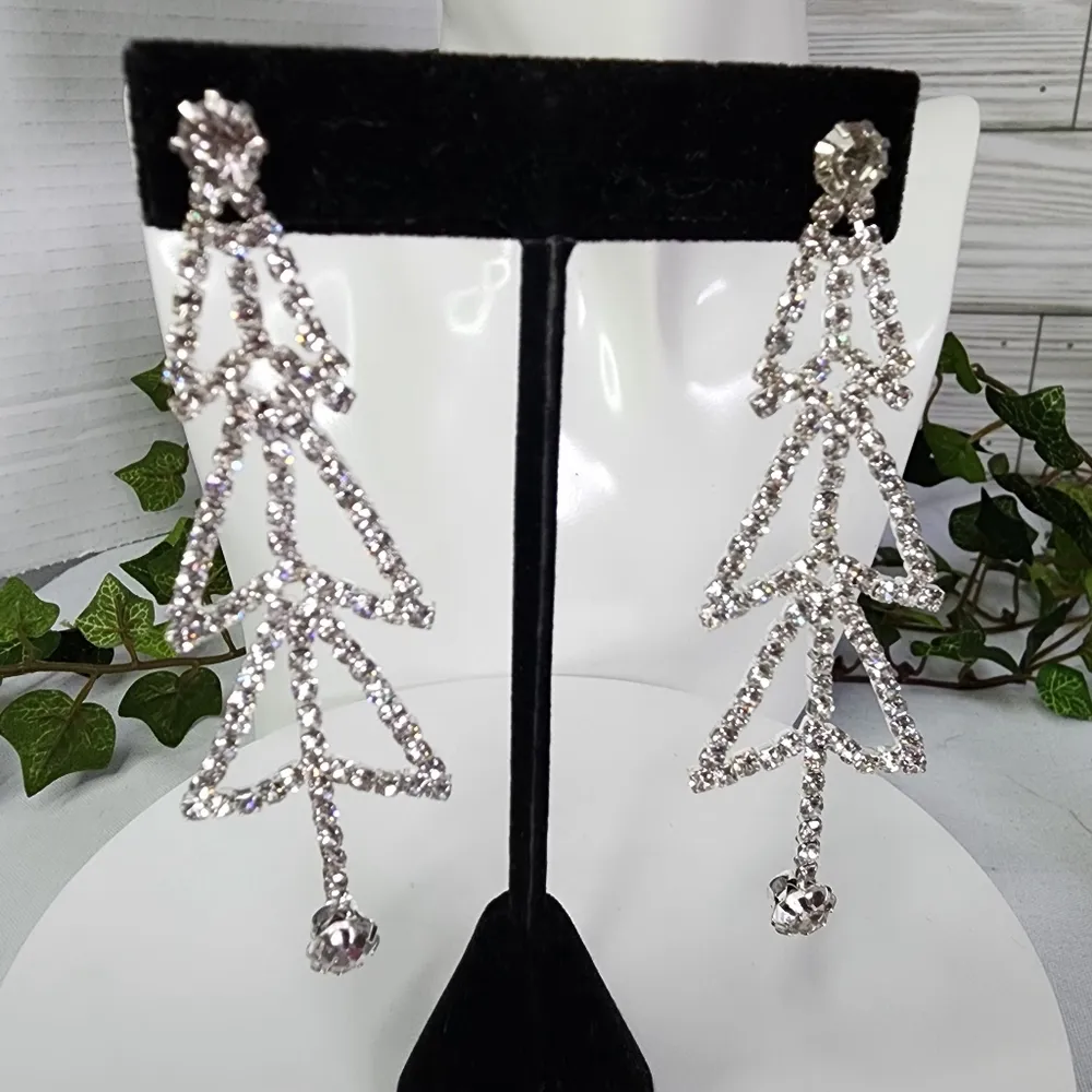 Glam Silver and Rhinestone "Christmas Tree" Drop Earrings - Image 3