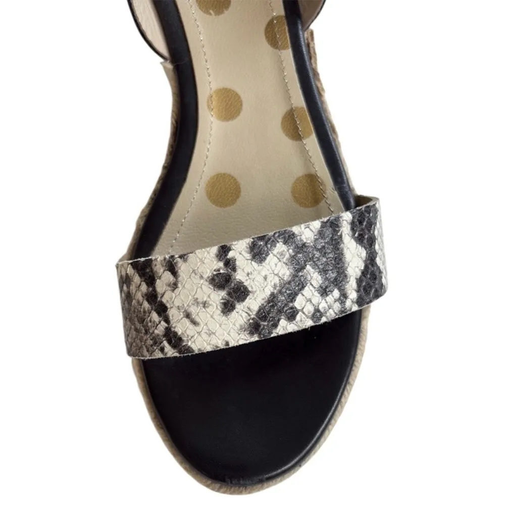 EUC Boden Leather Lena Metallic / Snakeskin
Sandals Size 6 - Image 3