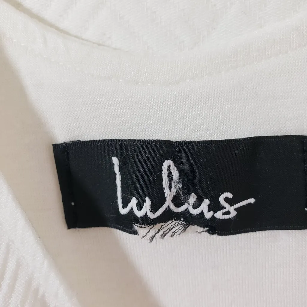 Lulu’s Medium White Solid Shift, Empire Waist, Crochet Trim Dress - Image 3